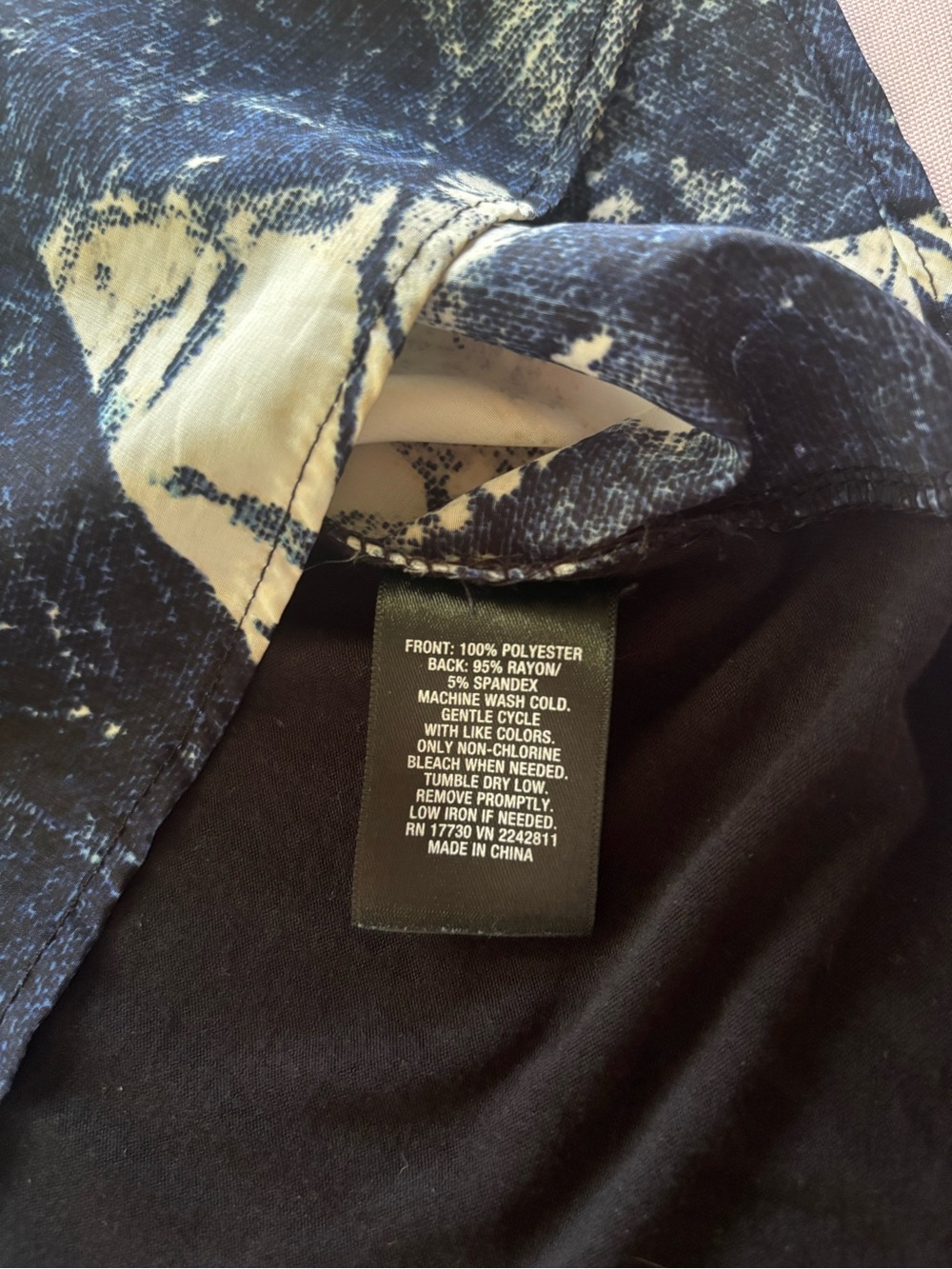 Mossimo Navy Abstract Racerback Tank - Picture 4 of 4